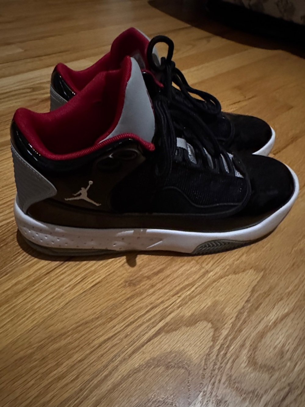 Jordan Men’s Black/Red/White Mid-Top Sneakers